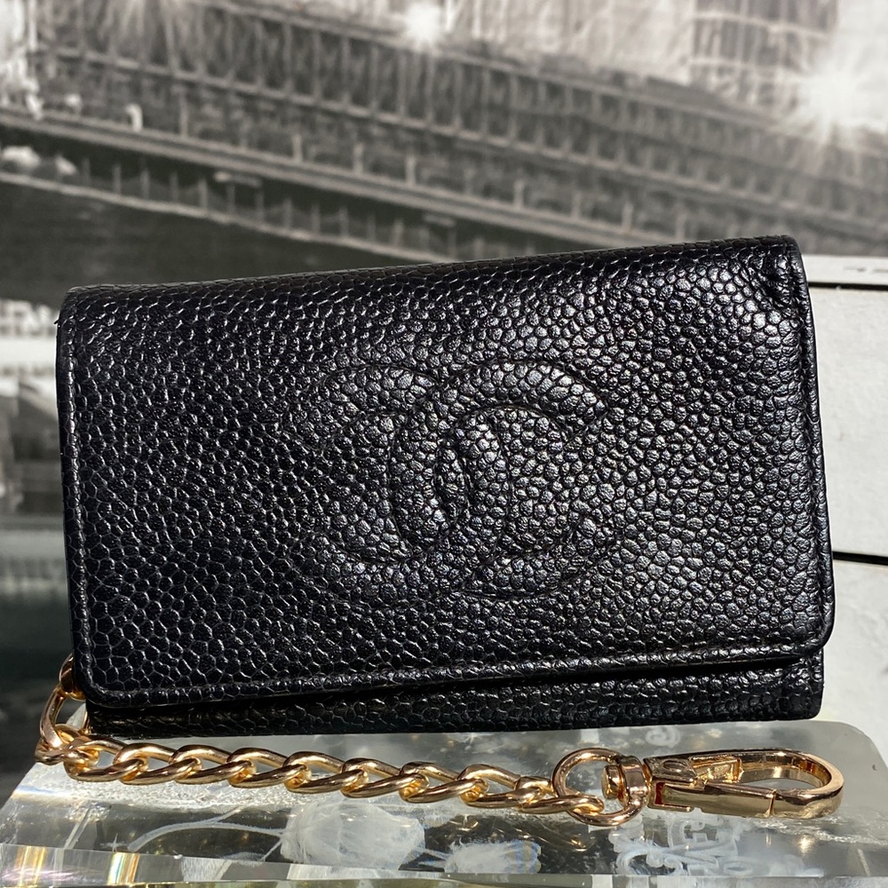 Authentic CHANEL Timeless CC Caviar Black Key Holder - Picture 5 of 11